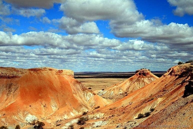 Australias Red Centre  Painted Desert - Australian outback near Coober Pedy