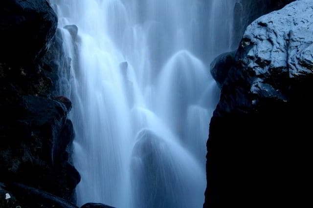 Waterfall in slow motion - Waitonga Falls close up