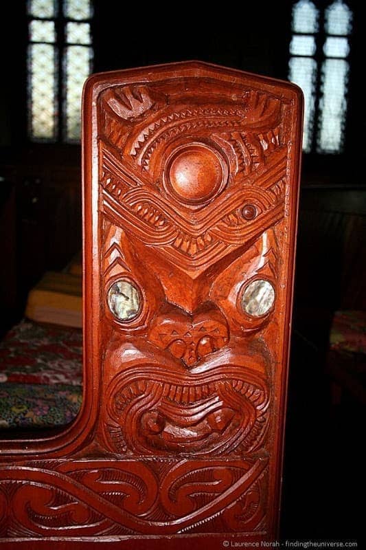 Maori carving