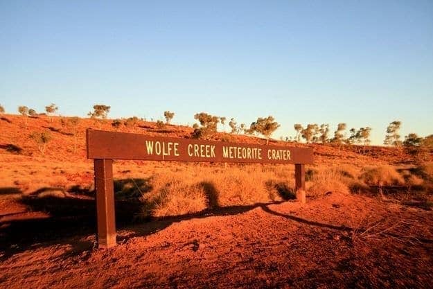 Wolfe Creek Meteor Crater sign.png