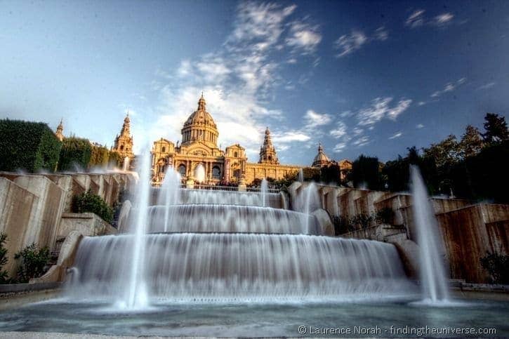 Barcelona Magic Fountain_pregamma_1_mantiuk08_auto_luminancecolorsaturation_1_contrastenhancement_1-001