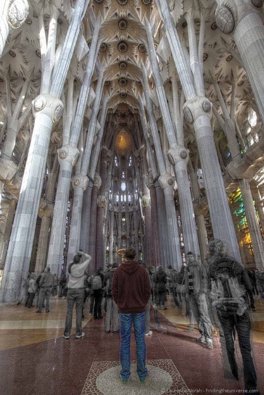 sagrada familia you are not alone2