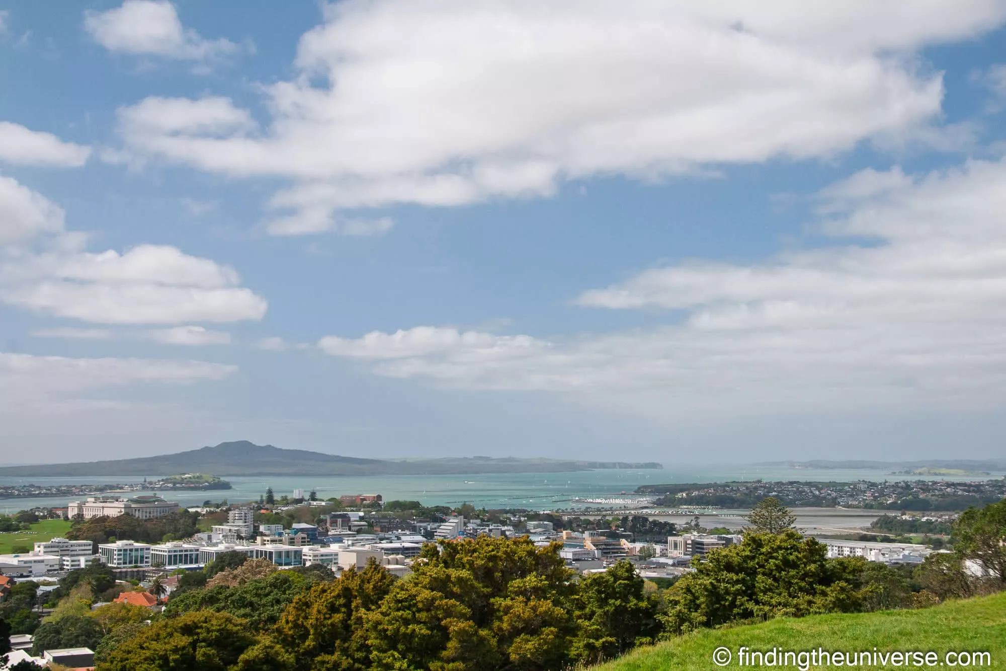 Auckland views by Laurence Norah