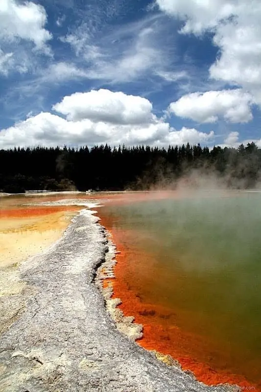 Champagne Pool - Wai-o-tapu thermal wonderland - Rotorua Champagne Pool at Wai-o-tapu thermal wonderland near Rotorua