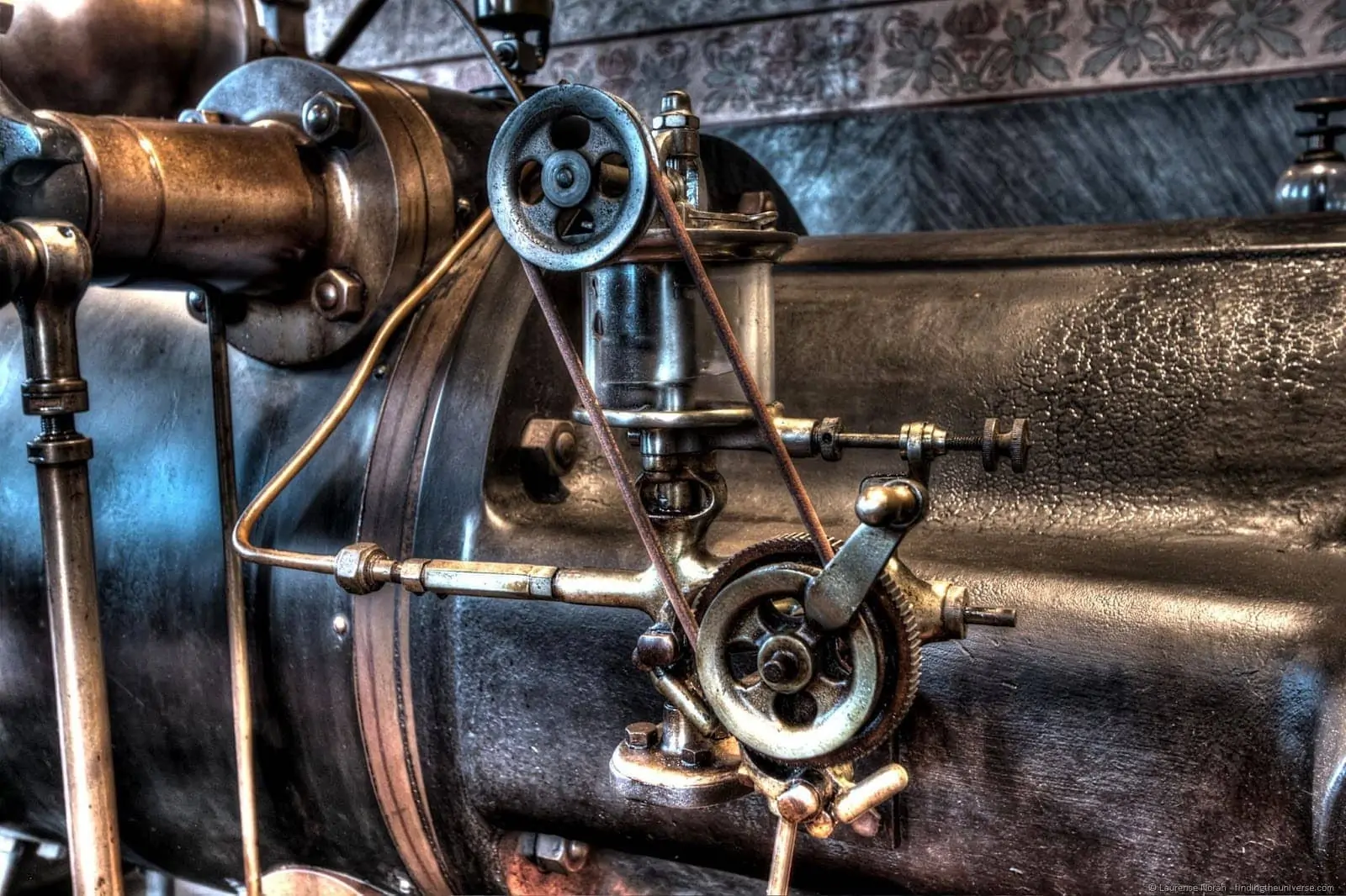 Steam punk cogs wheel belt