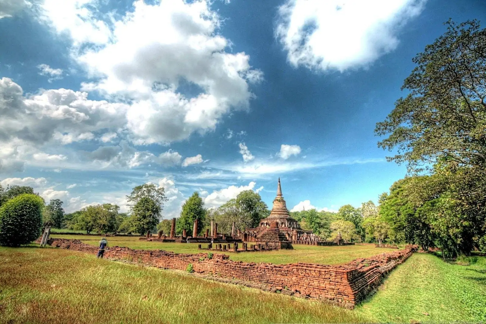 Wat Chang Si Satchanalai