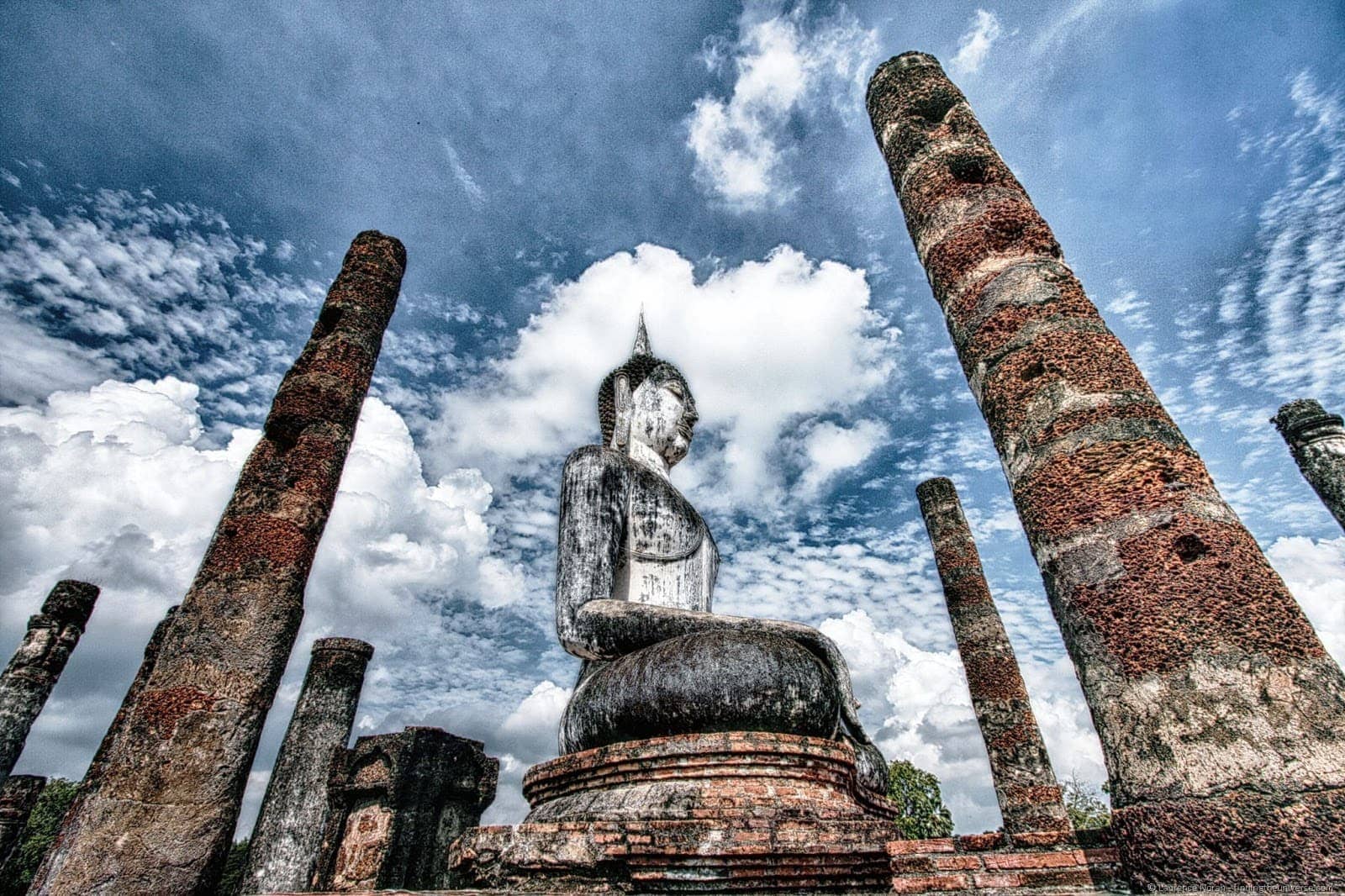 Loi Krathong in Sukhothai