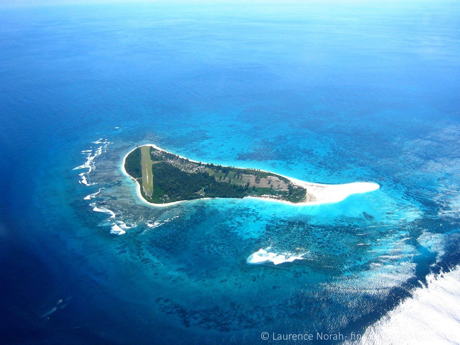 Bird island seychelles