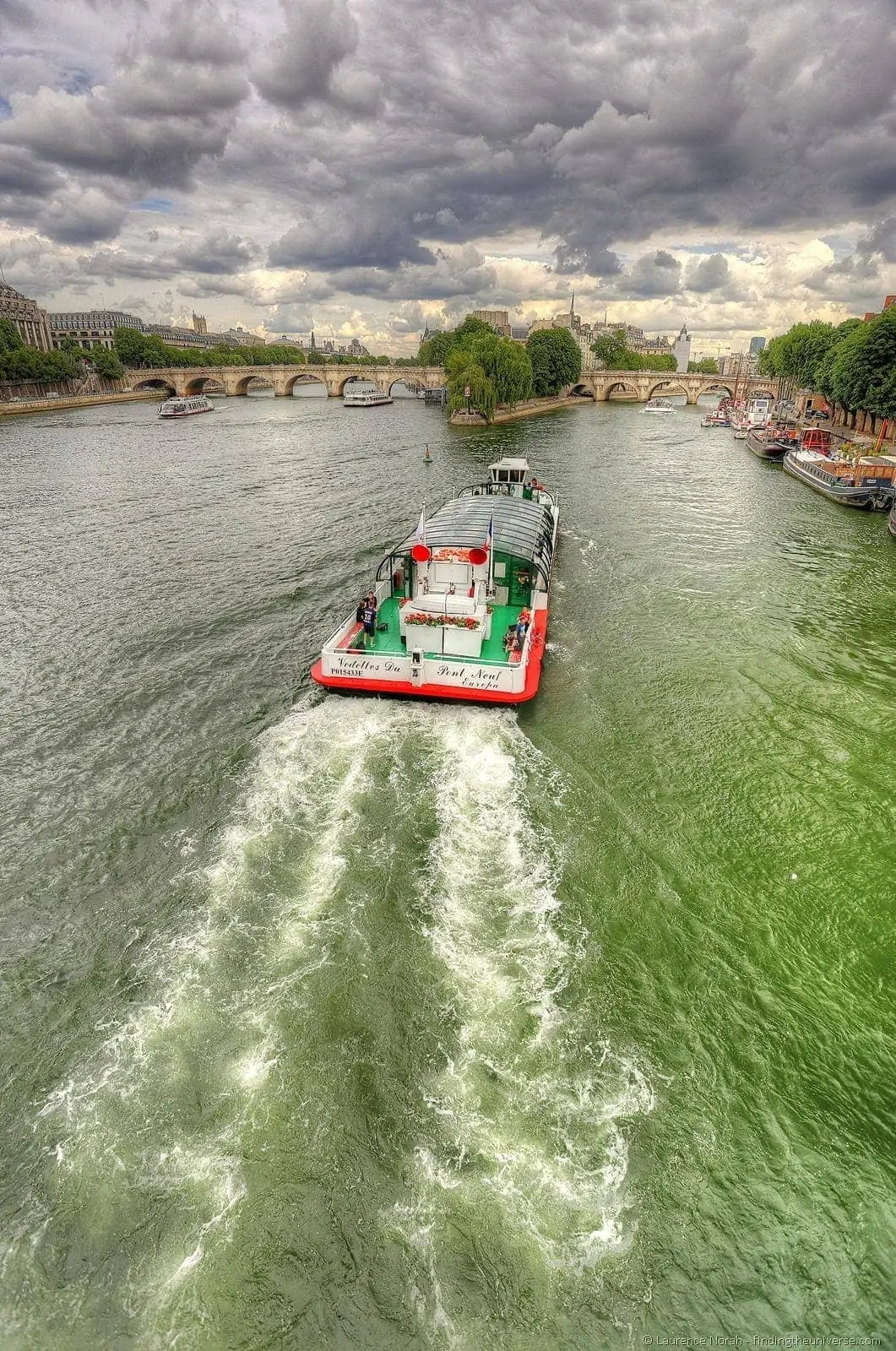 boat on seine hdr