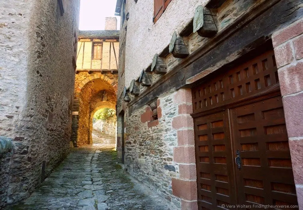 Porte de la Vinzelle, Conques, France Porte de la Vinzelle, Conques, France