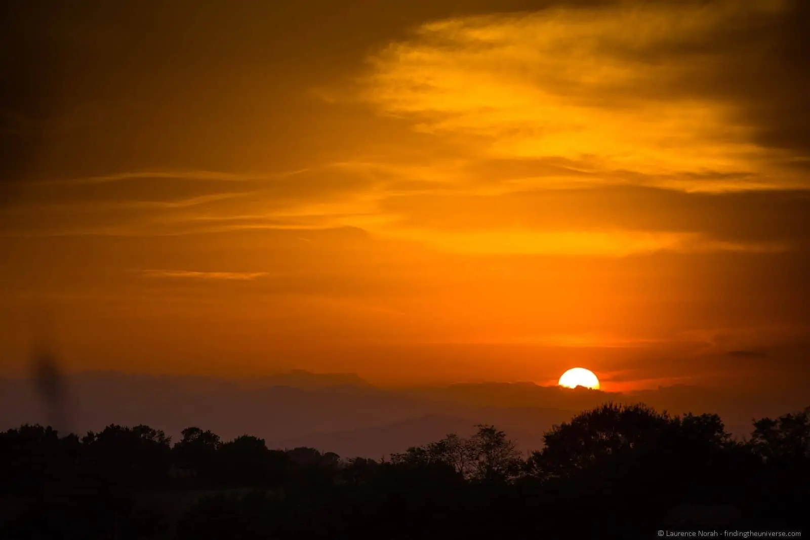 sunset le marche