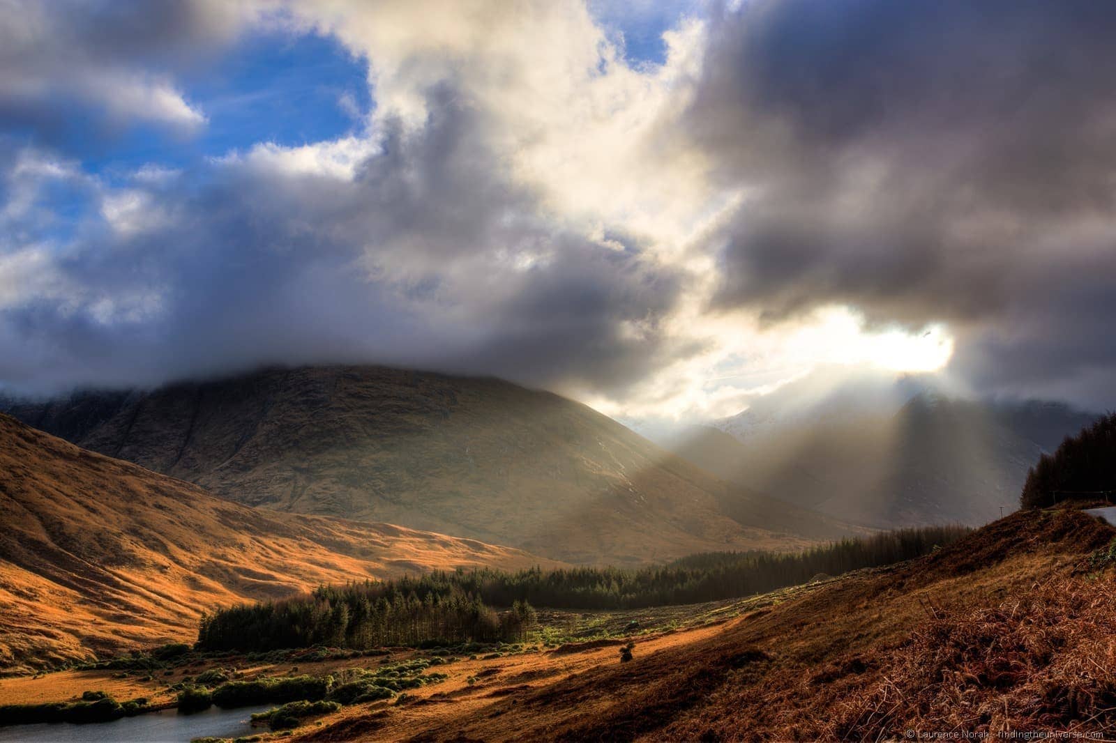 light252520rays252520over252520Scottish252520highlands252520glencoe25255B325255D