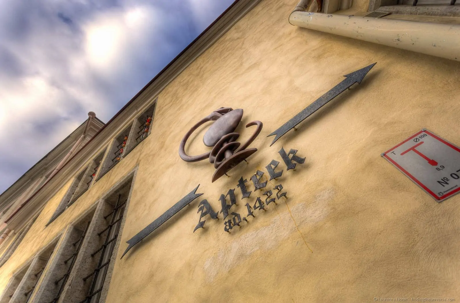apteek old pharmacy tallinn estonia