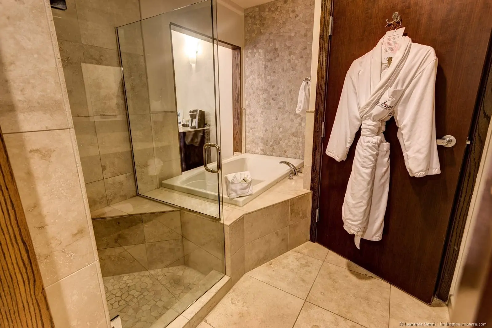Bathroom in Colibri Hotel Cambria California