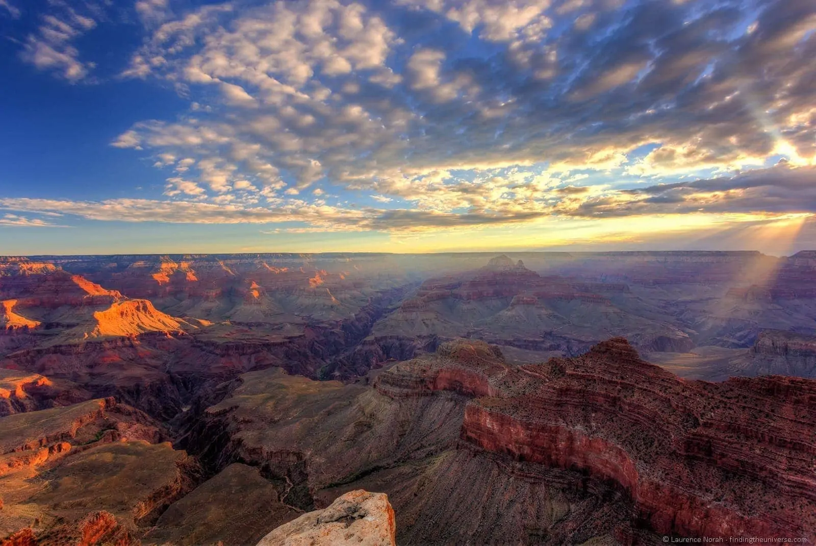 Sunrise over the Grand Canyon from Mather Point