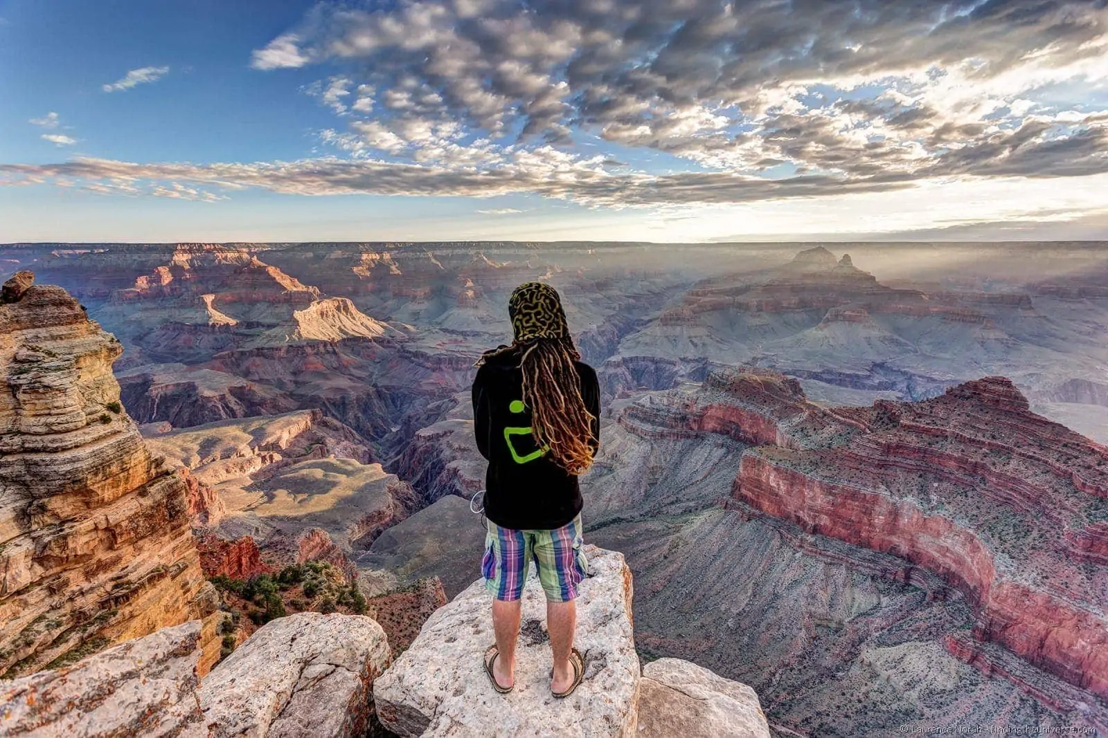 Man on the edge of the Grand Canyon_by_Laurence Norah-3 Man on the edge of the Grand Canyon_by_Laurence Norah-3