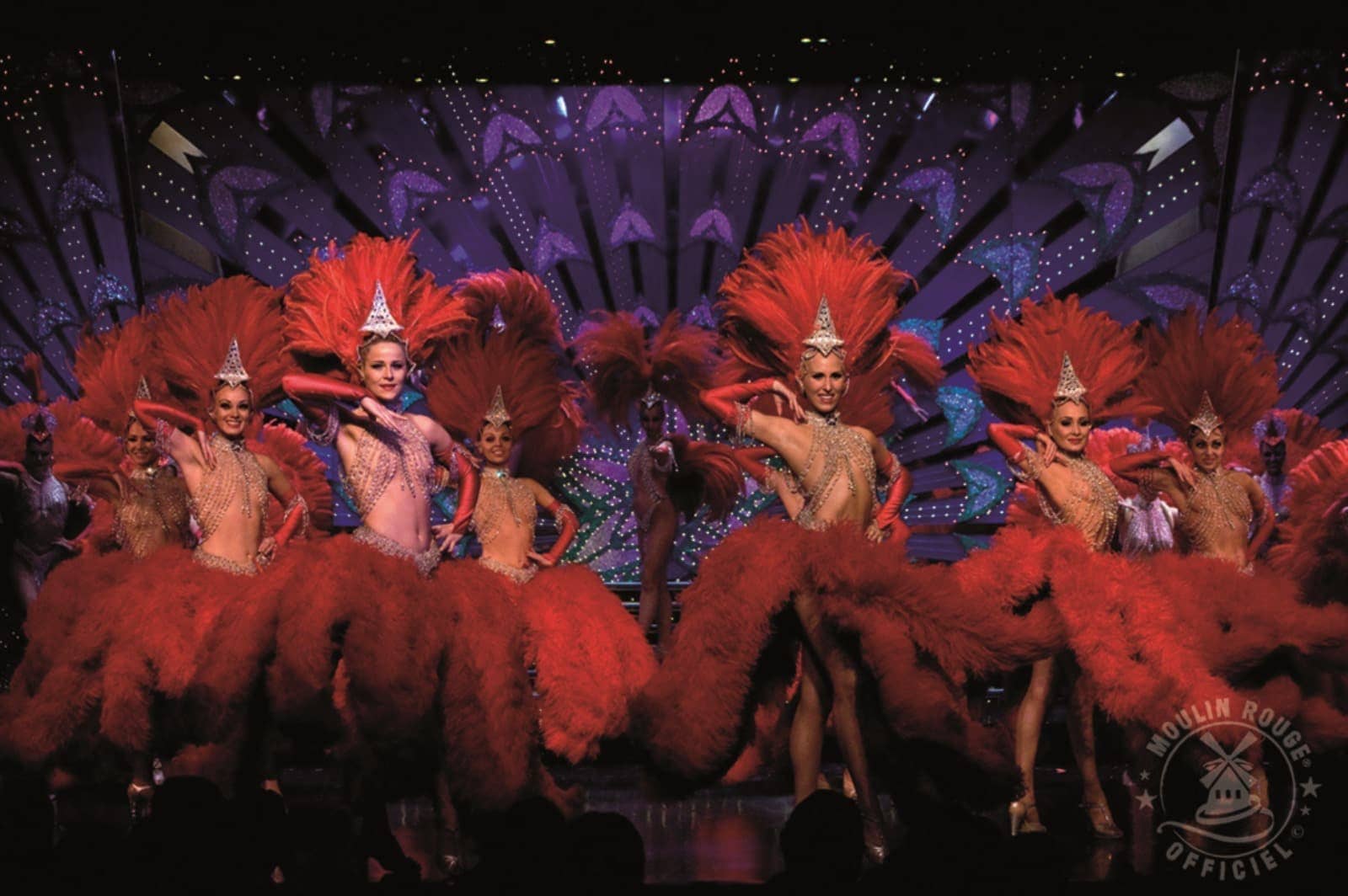 Moulin Rouge Tips: 10 Tips to Enjoy the Show - dipkiss travels