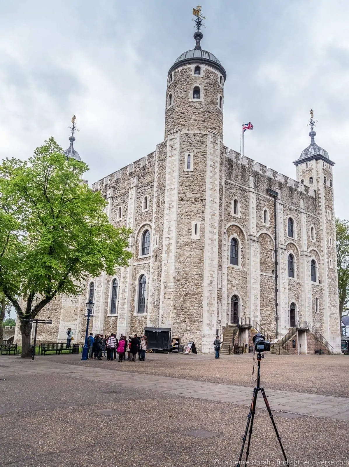 Vanguard tripod at tower of London