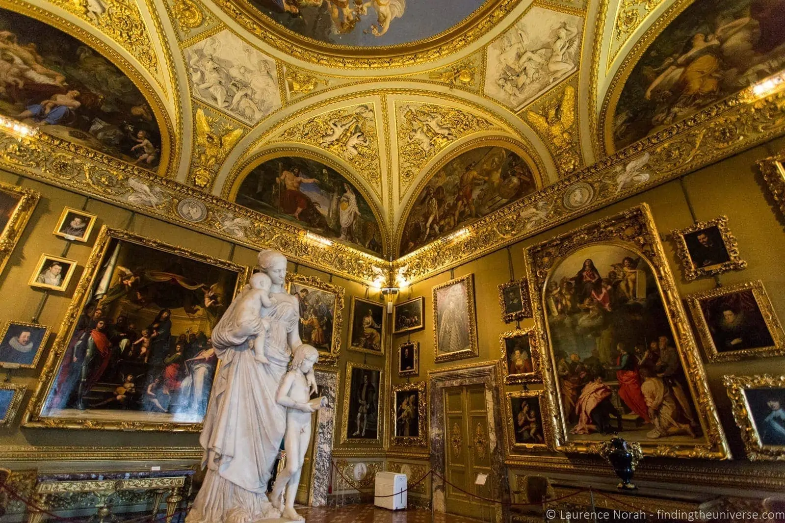 Interior Pitti Palace Florence Context Tour 3 Interior Pitti Palace Florence Context Tour 3