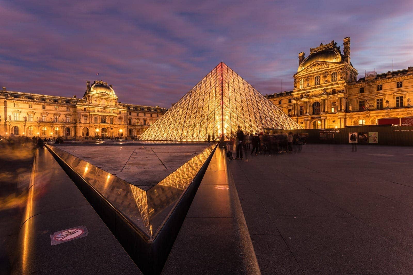Louvre Paris Dusk