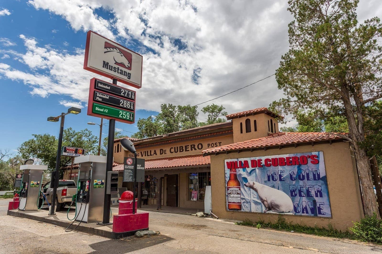 Gas-Station-Route-66-New-Mexico_by_L25255B225255D