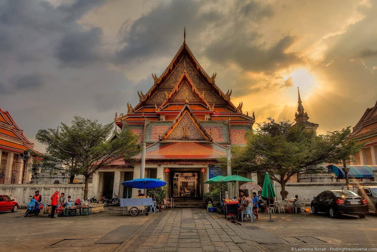 sunset temple thailand scaled