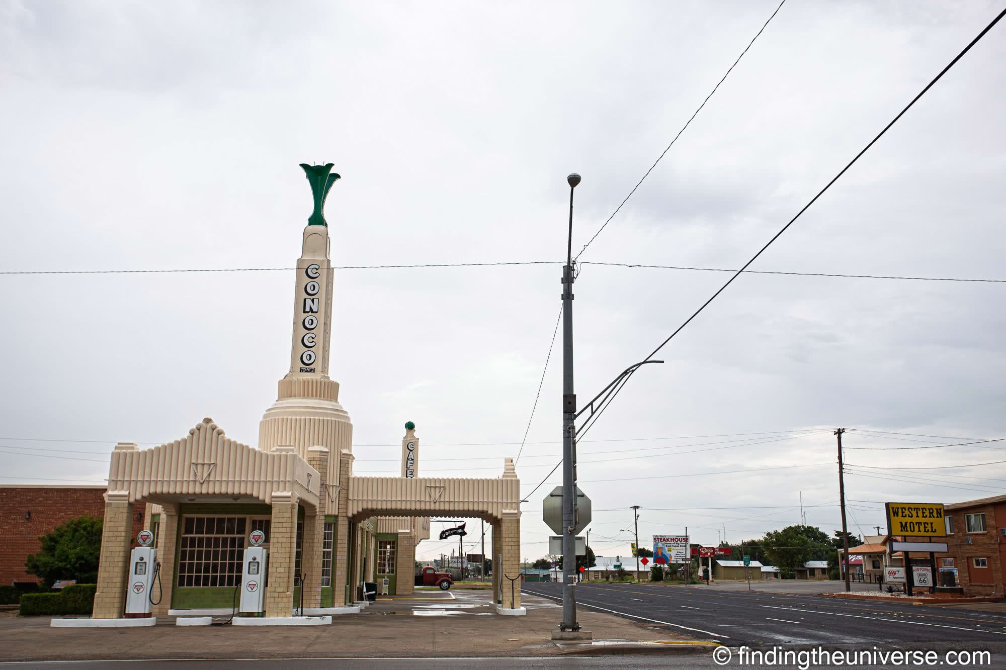 U-Drop Inn Shamrock Texas by Laurence Norah