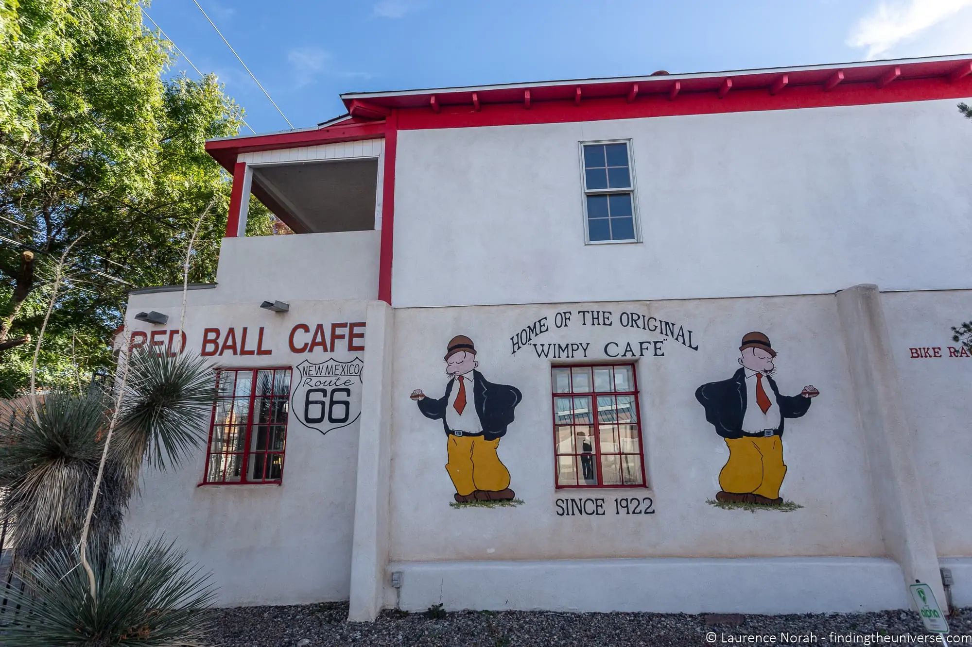 Red Ball Cafe