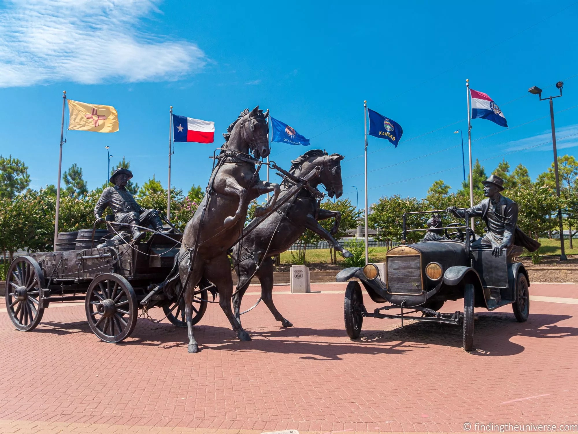 Tulsa Route 66 sculpture by Laurence Norah