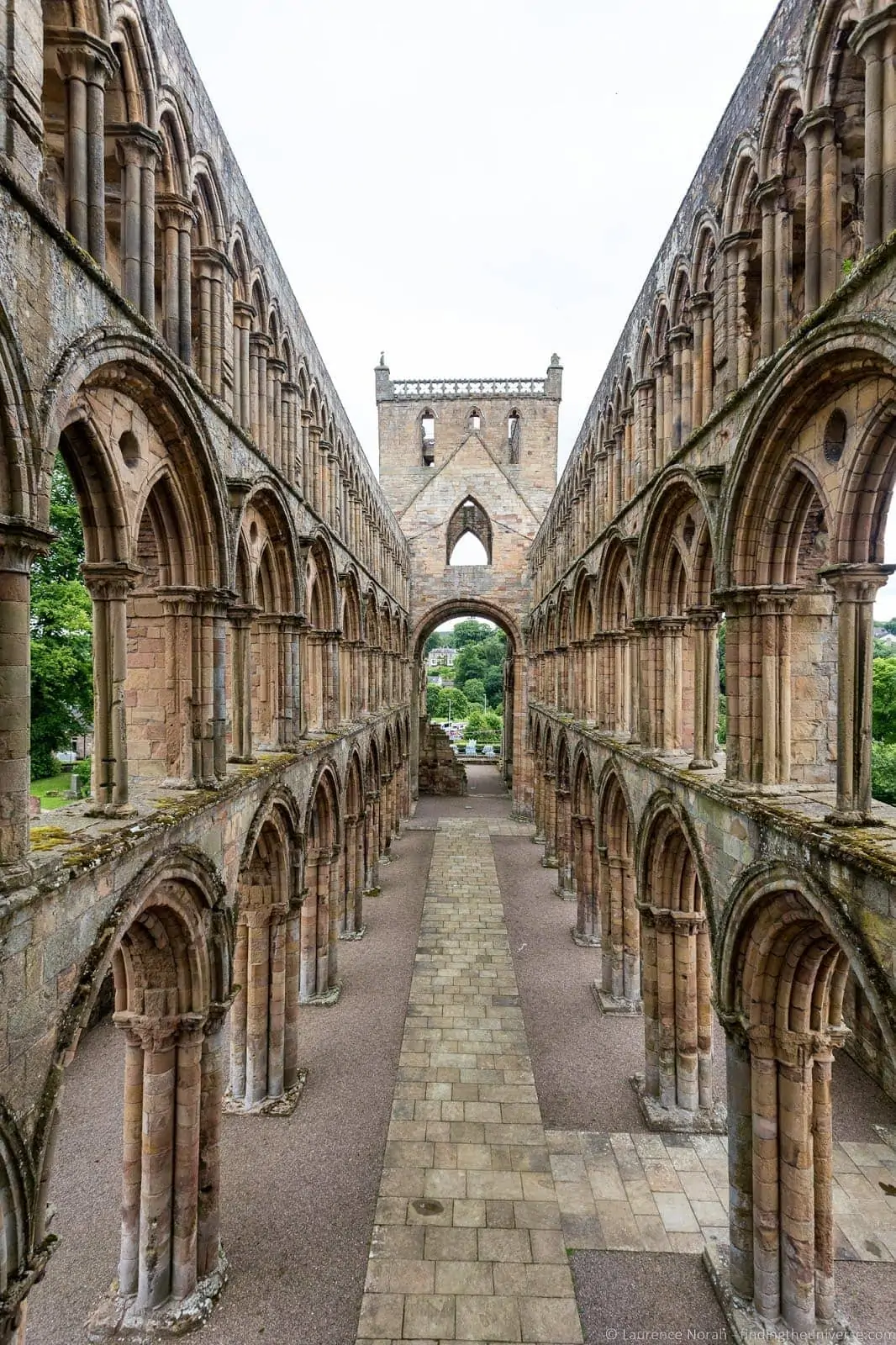 Travel photography with a dedicated camera - landscape shot by Laurence Norah