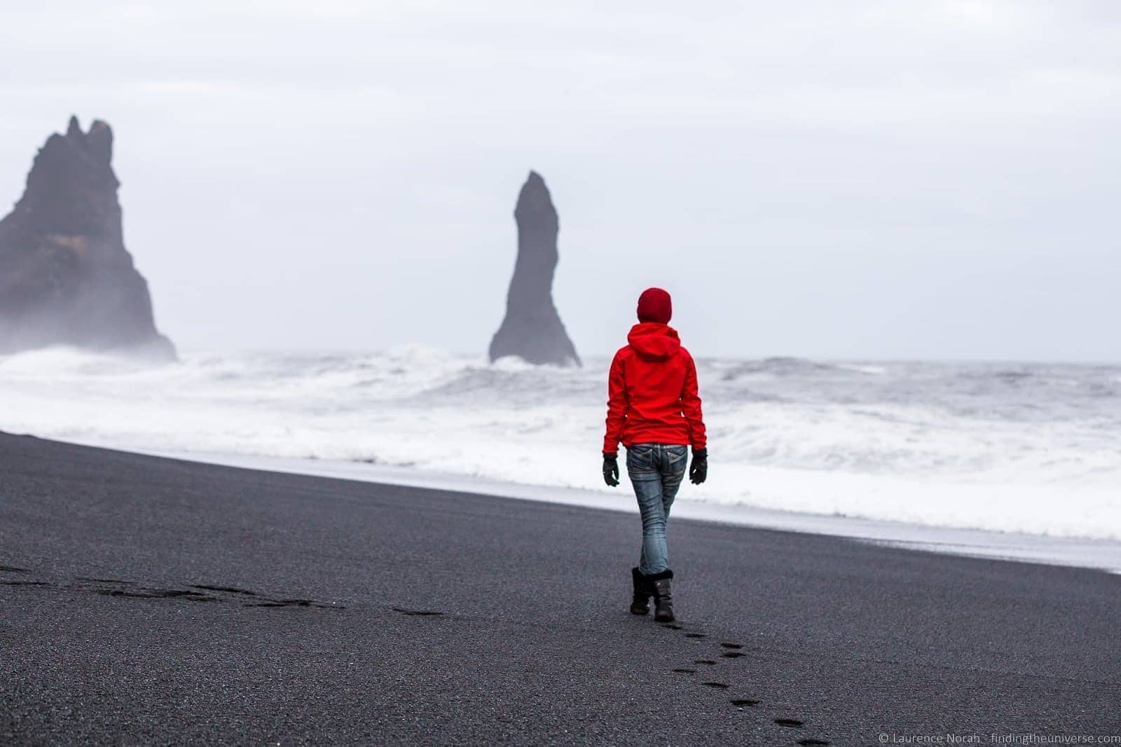 Reynisfjara Black Sand Beach_by_Laurence Norah-3