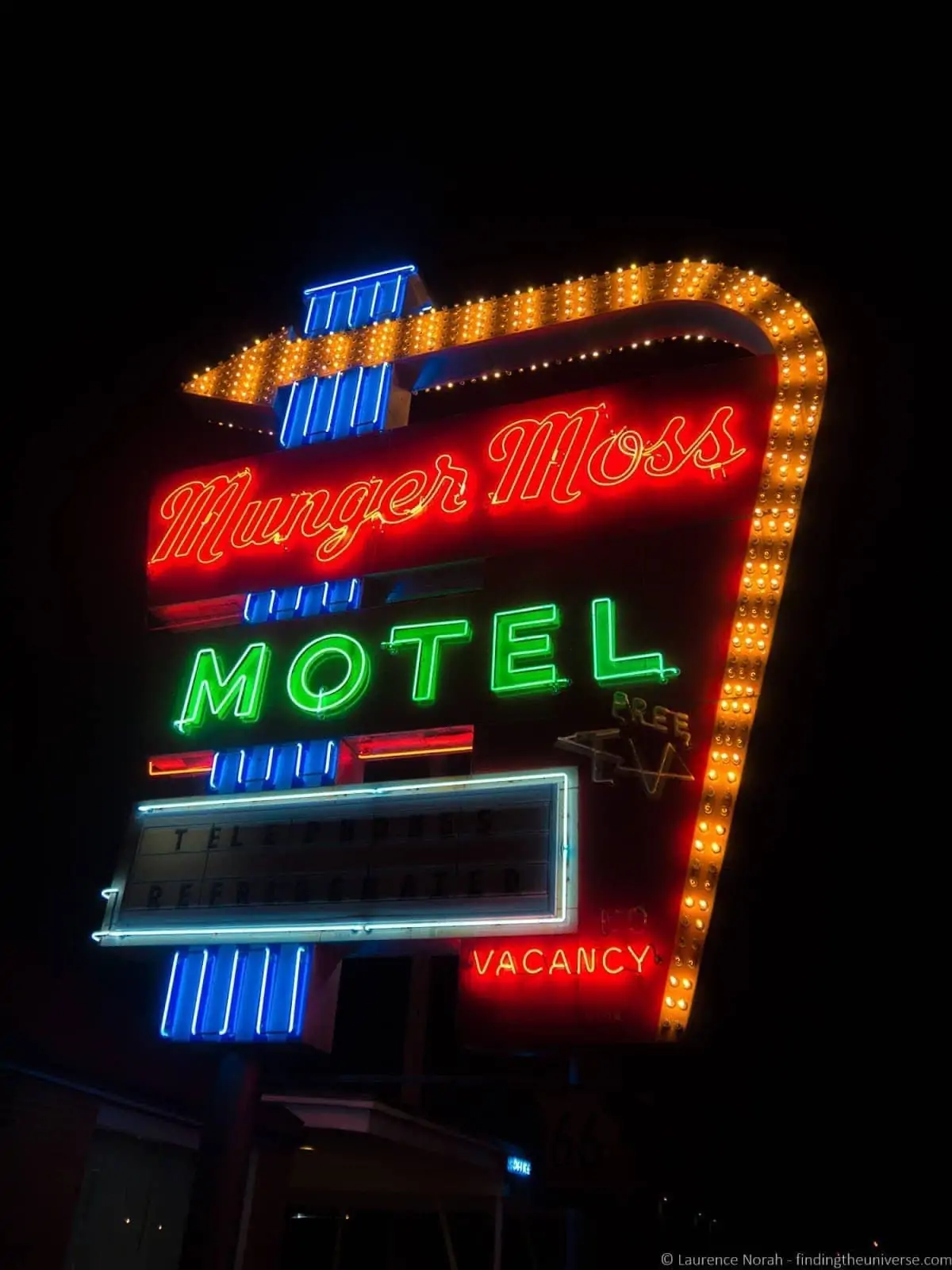 Route 66 Missouri - Munger Moss Motel sign_by_Laurence Norah-2 Route 66 Missouri - Munger Moss Motel sign_by_Laurence Norah-2
