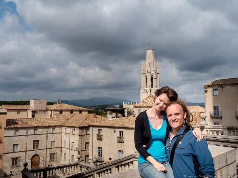 Laurence and Jessica travel bloggers