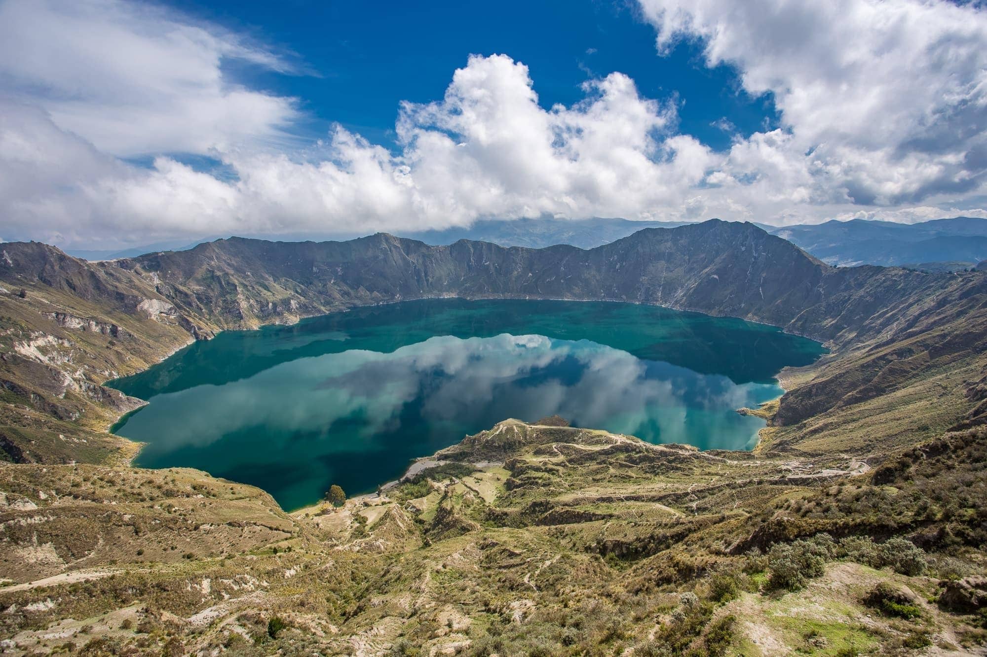 Quilotoa crater lake ecuador image