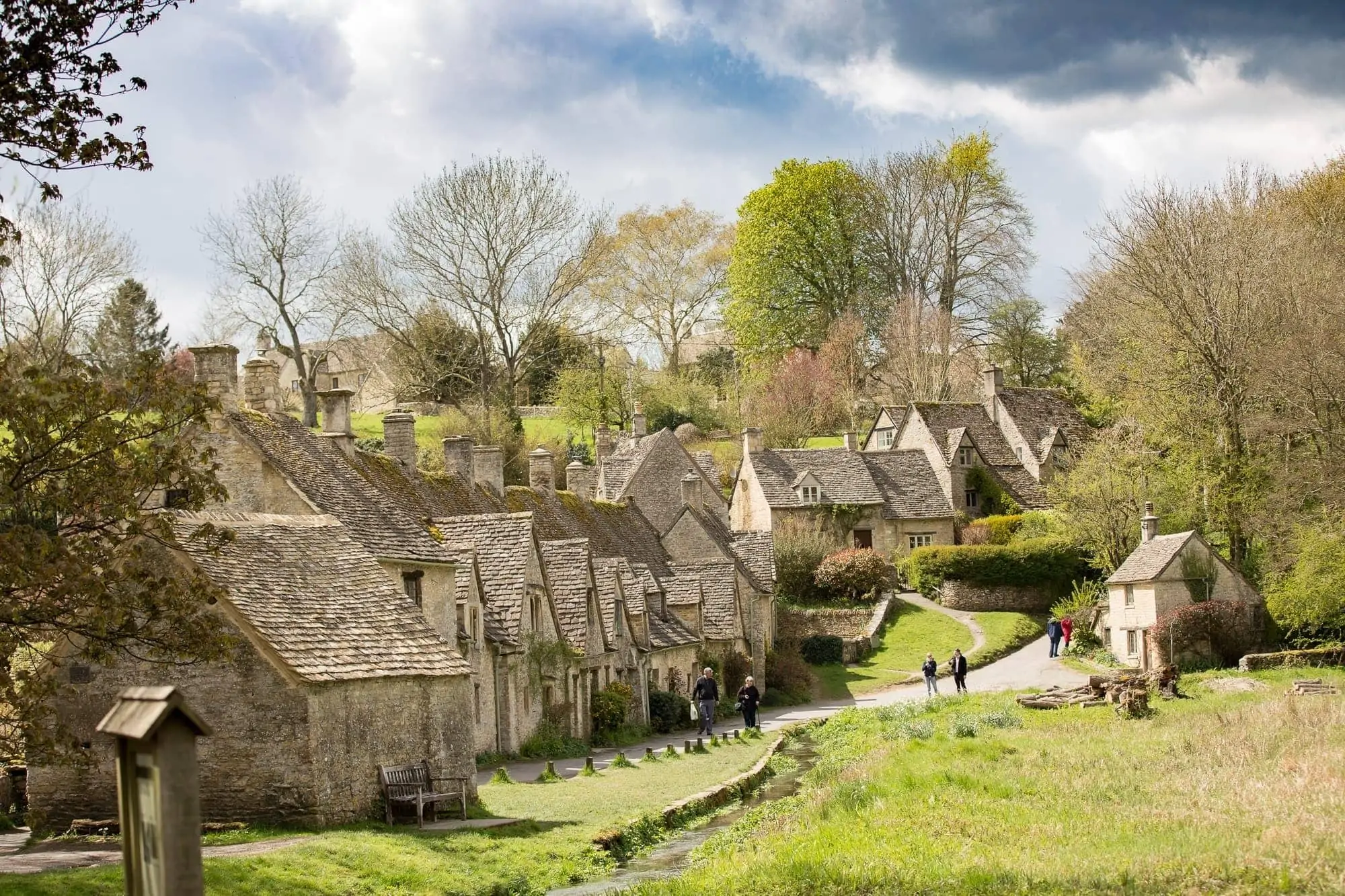 Bilbury Village Cotswolds