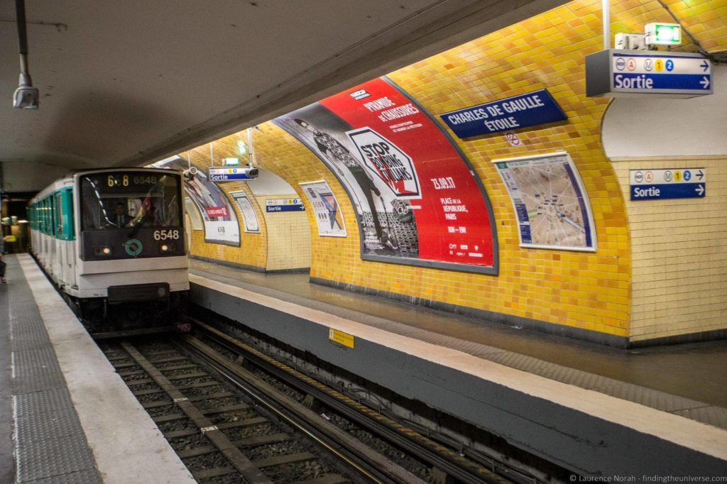 Paris Metro_by_Laurence Norah