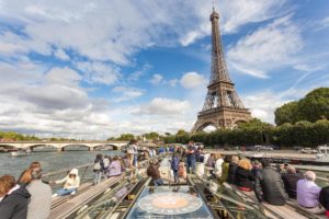 Seine River Cruise Paris_by_Laurence Norah