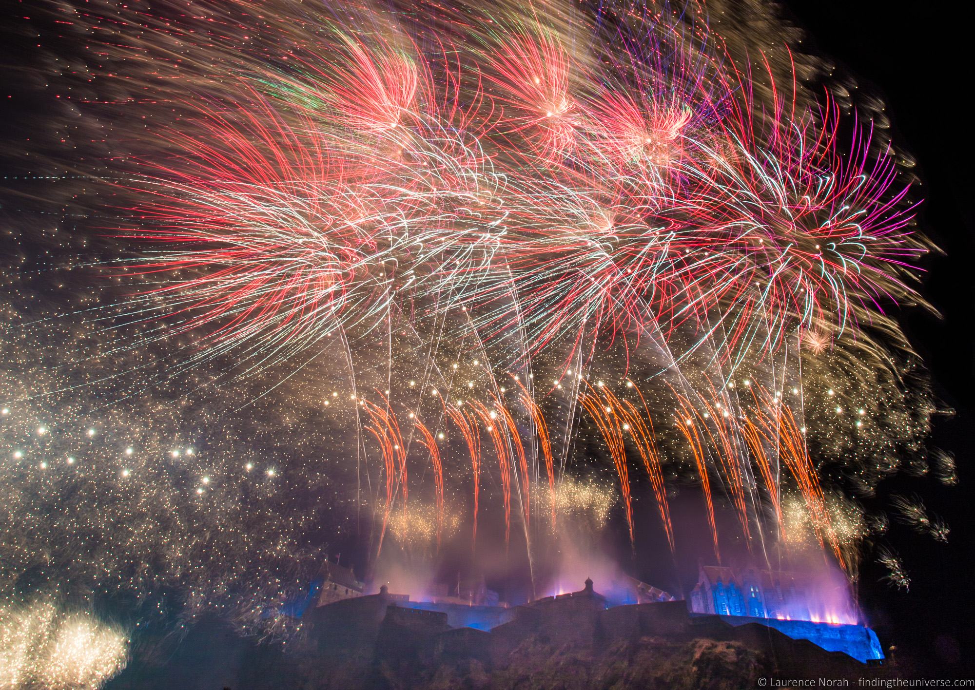 Fireworks Edinburgh Castle hogmanay