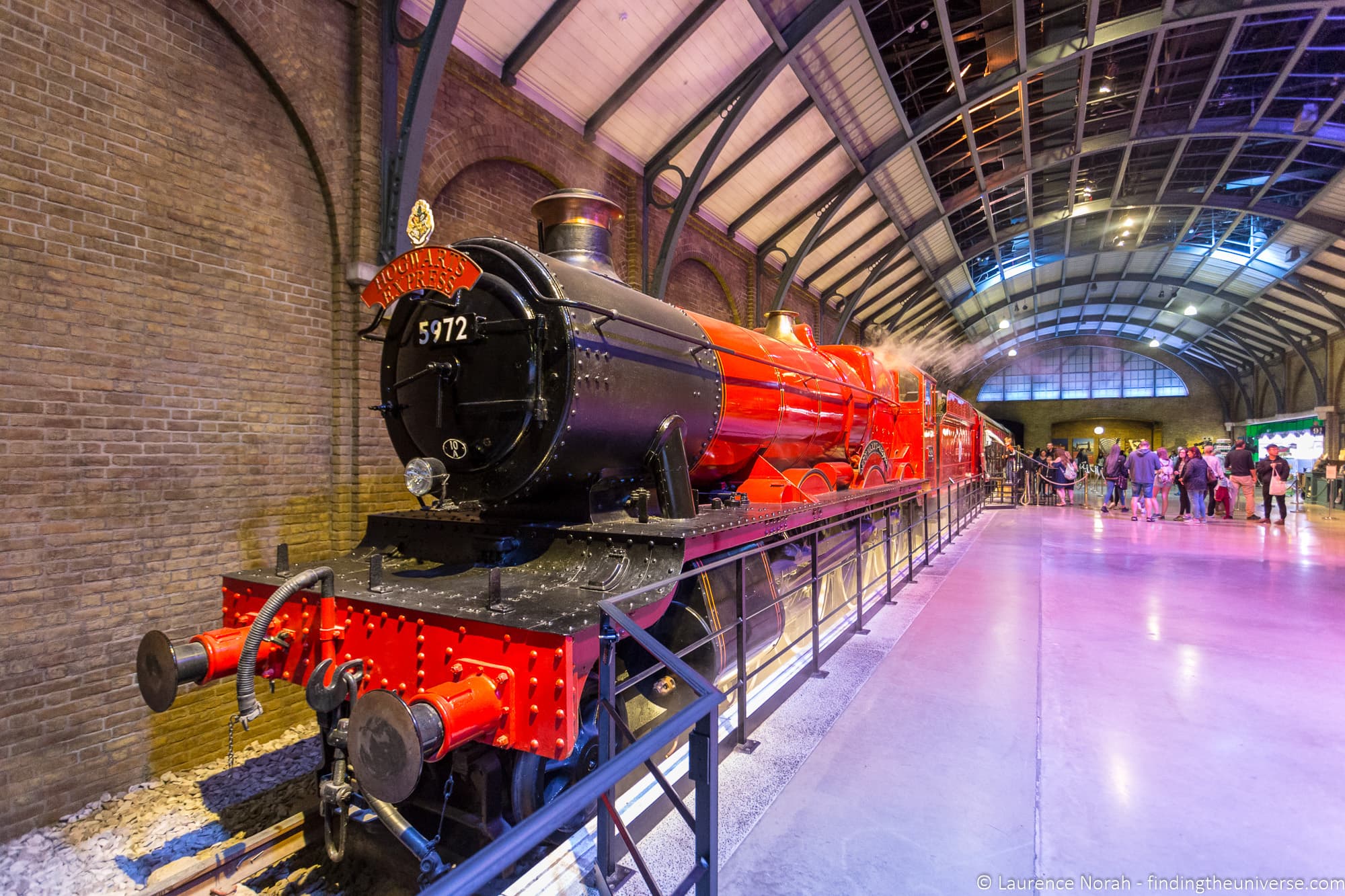 Platform 9 3/4 Warner Bros Studio Tour