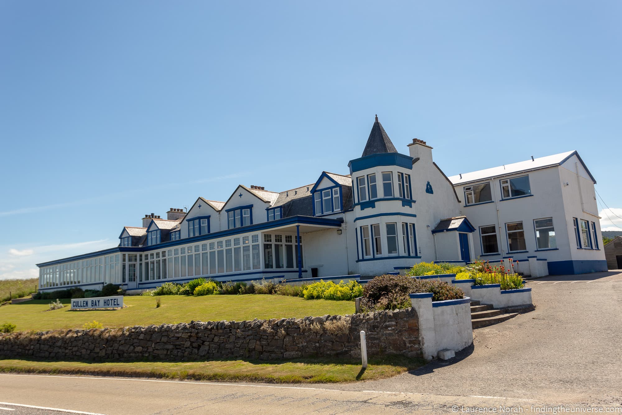 Cullen Bay Hotel