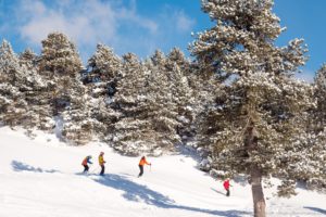 What to pack for a ski trip