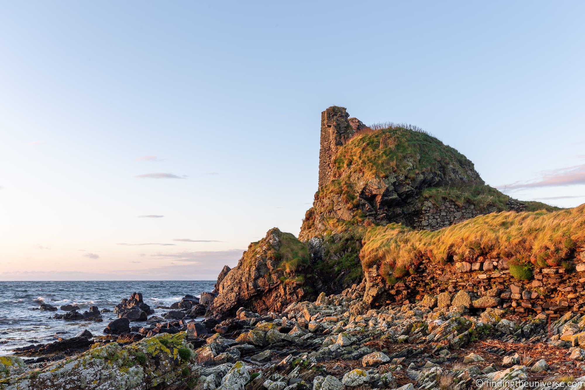 Dunyvaig Castle