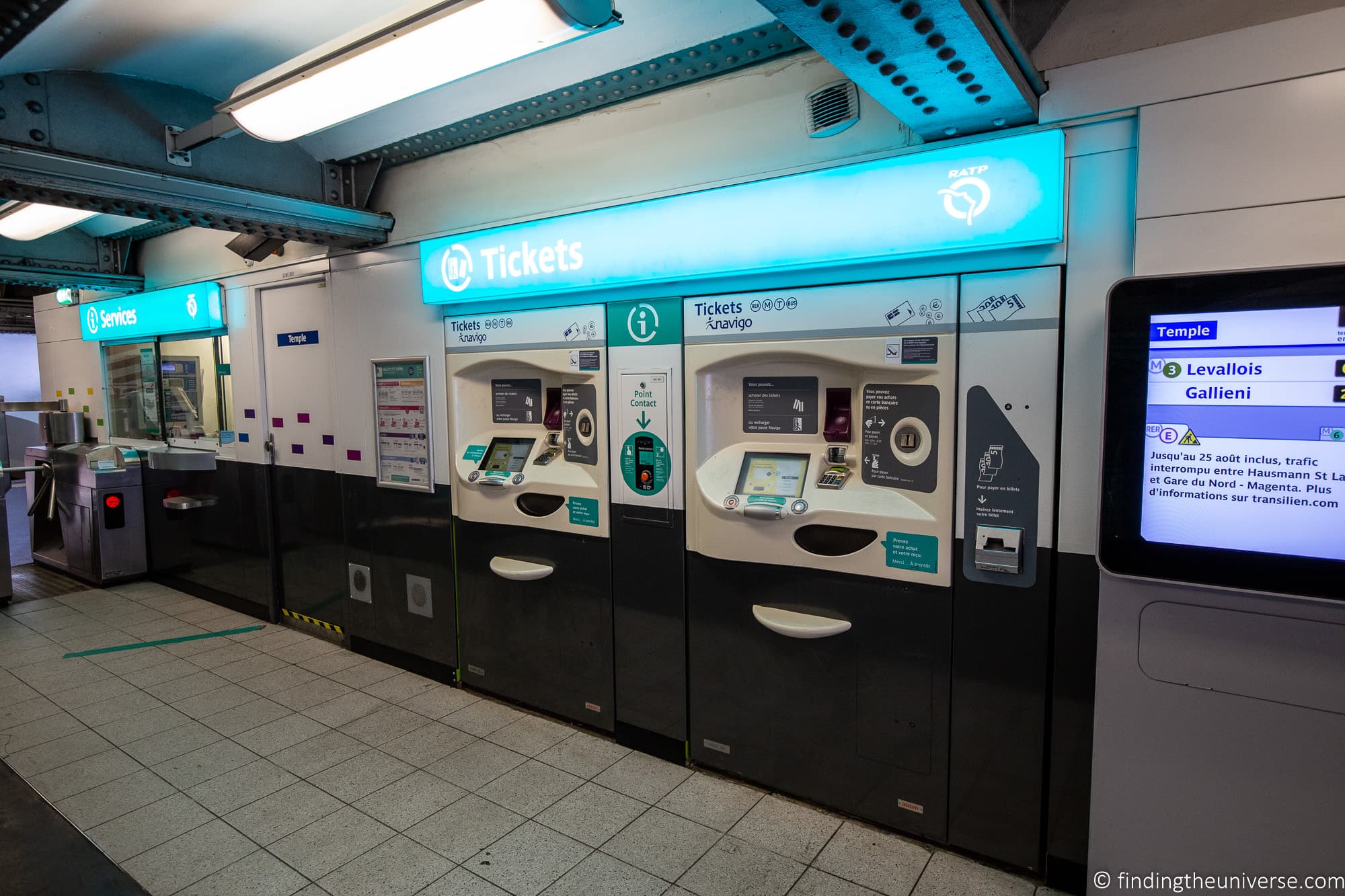 Paris metro ticket machine