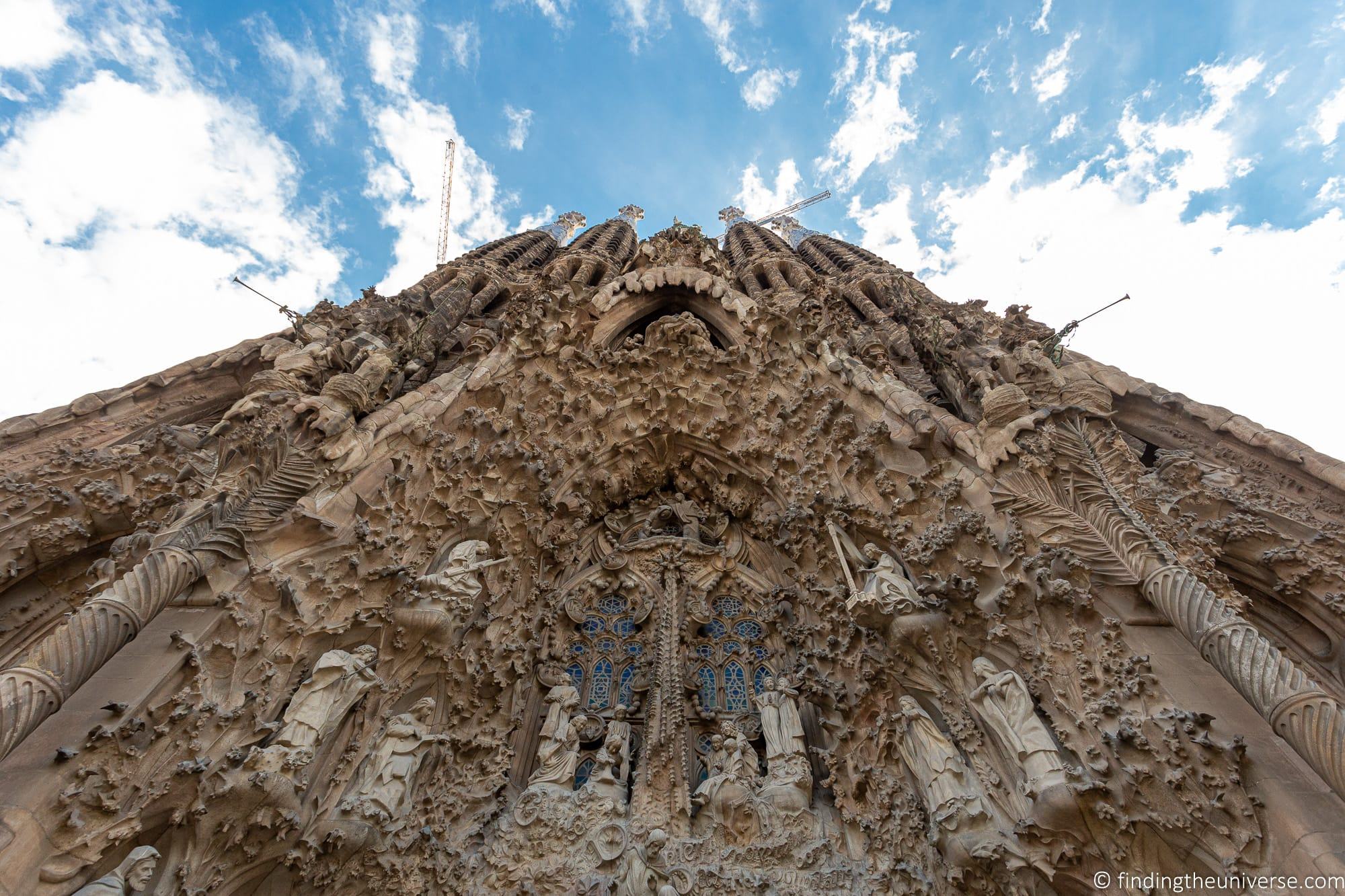 sagrada familia tour length