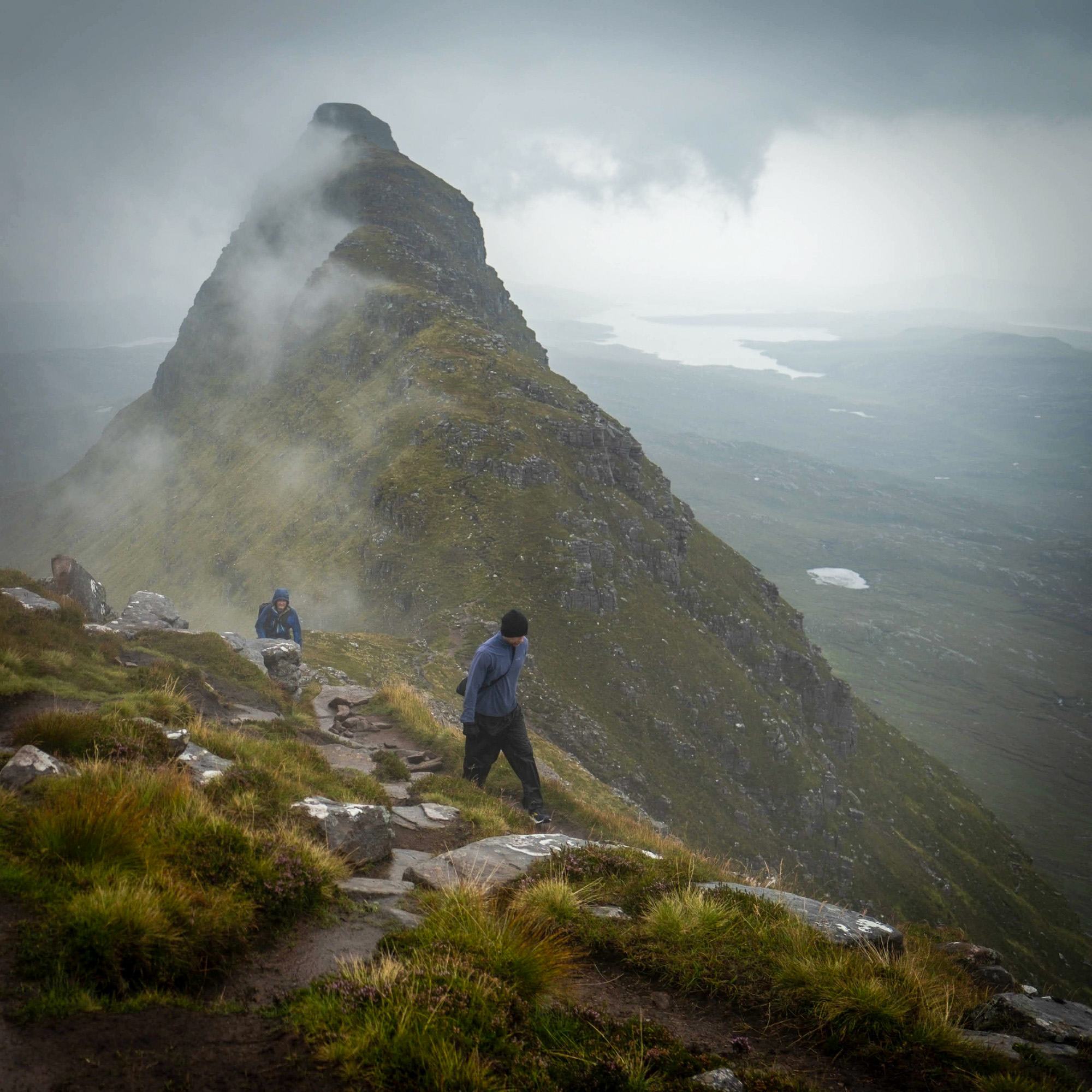 Hiking Suilven in Scotland: A Guide + Experience with Hamlet Mountaineering