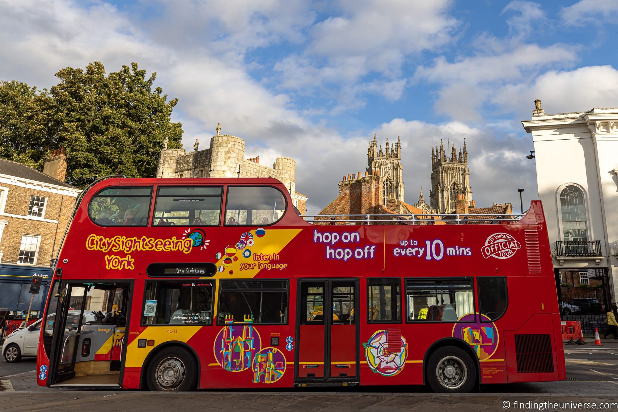 York Citysightseeing Hop on Hop off bus