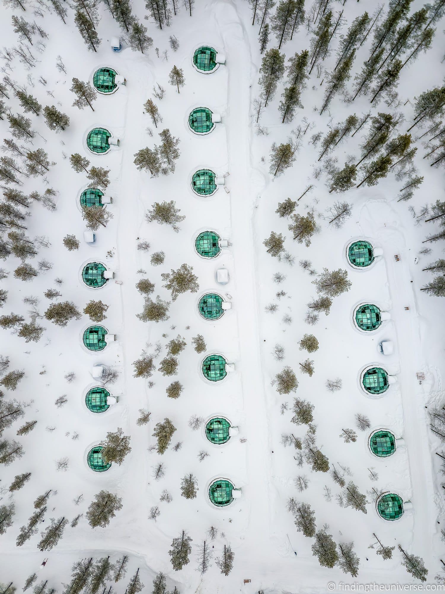 Kakslauttanen Arctic Resort - east village glass igloos