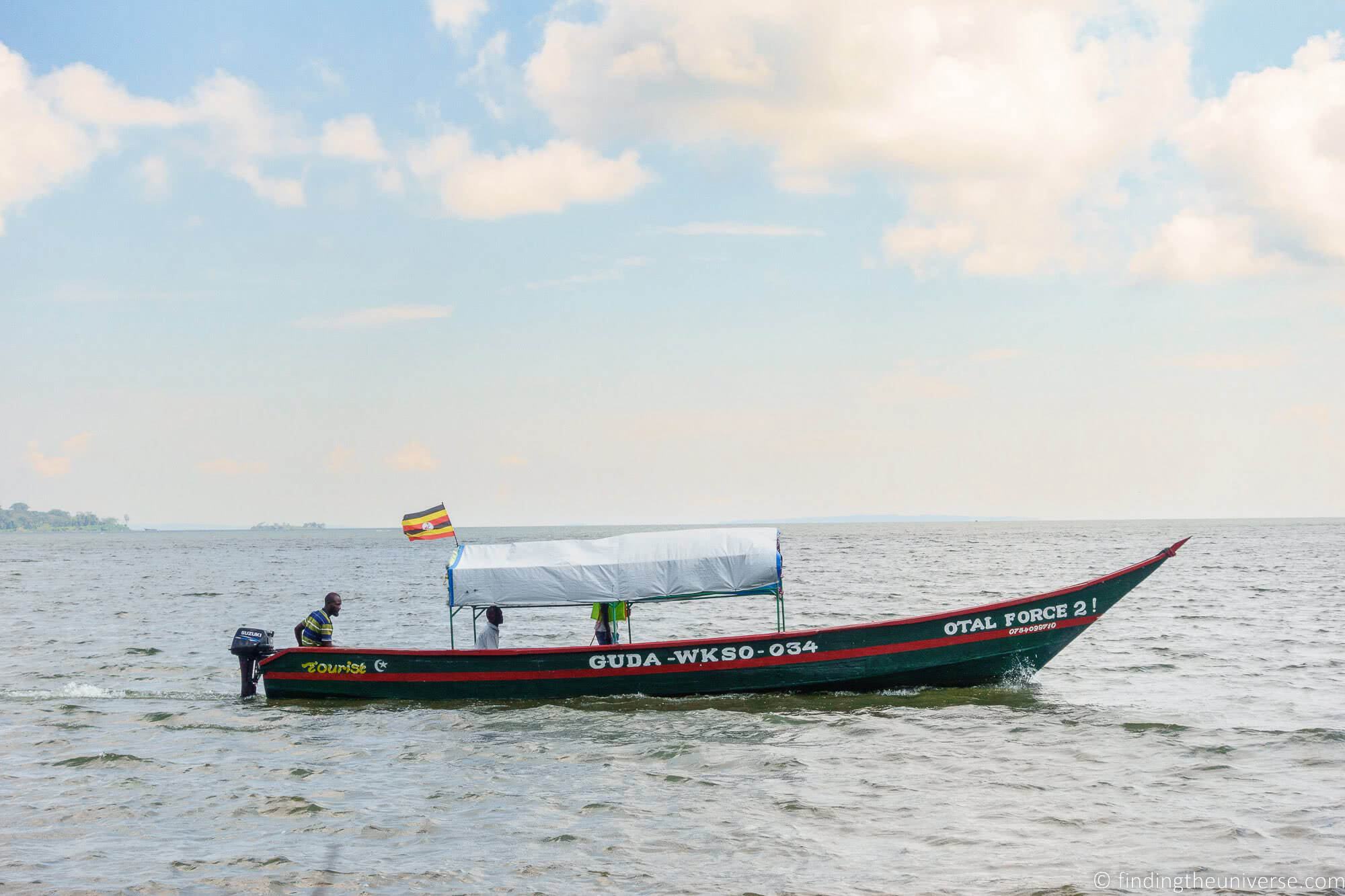 Boat Uganda_by_Laurence Norah