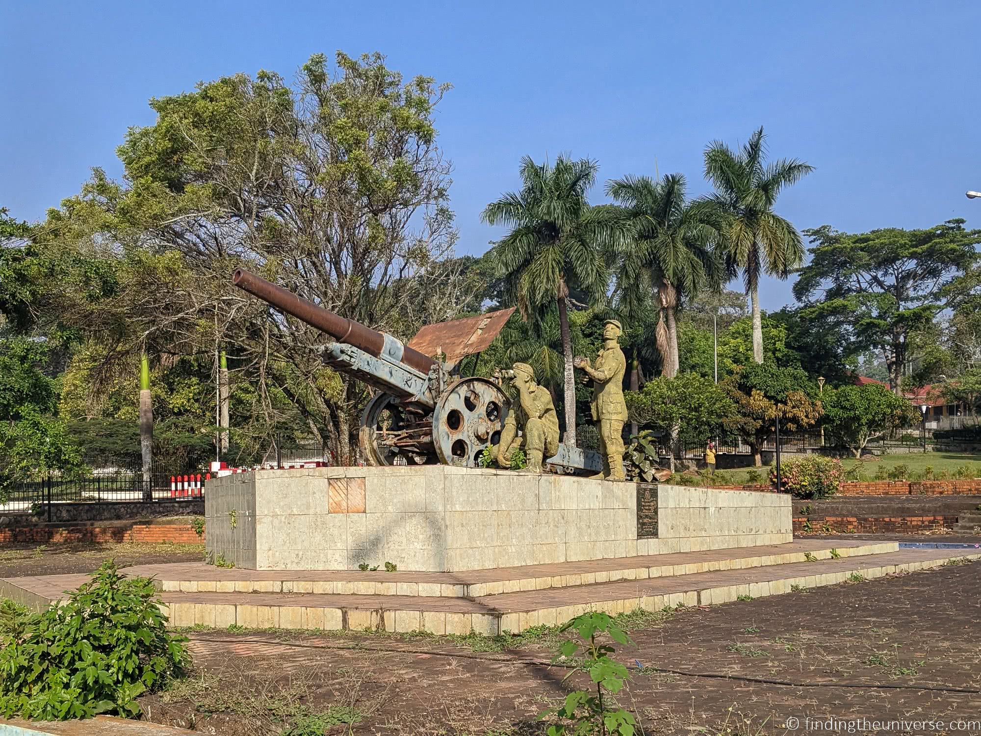 Muzinga Square Park Entebbe_by_Laurence Norah