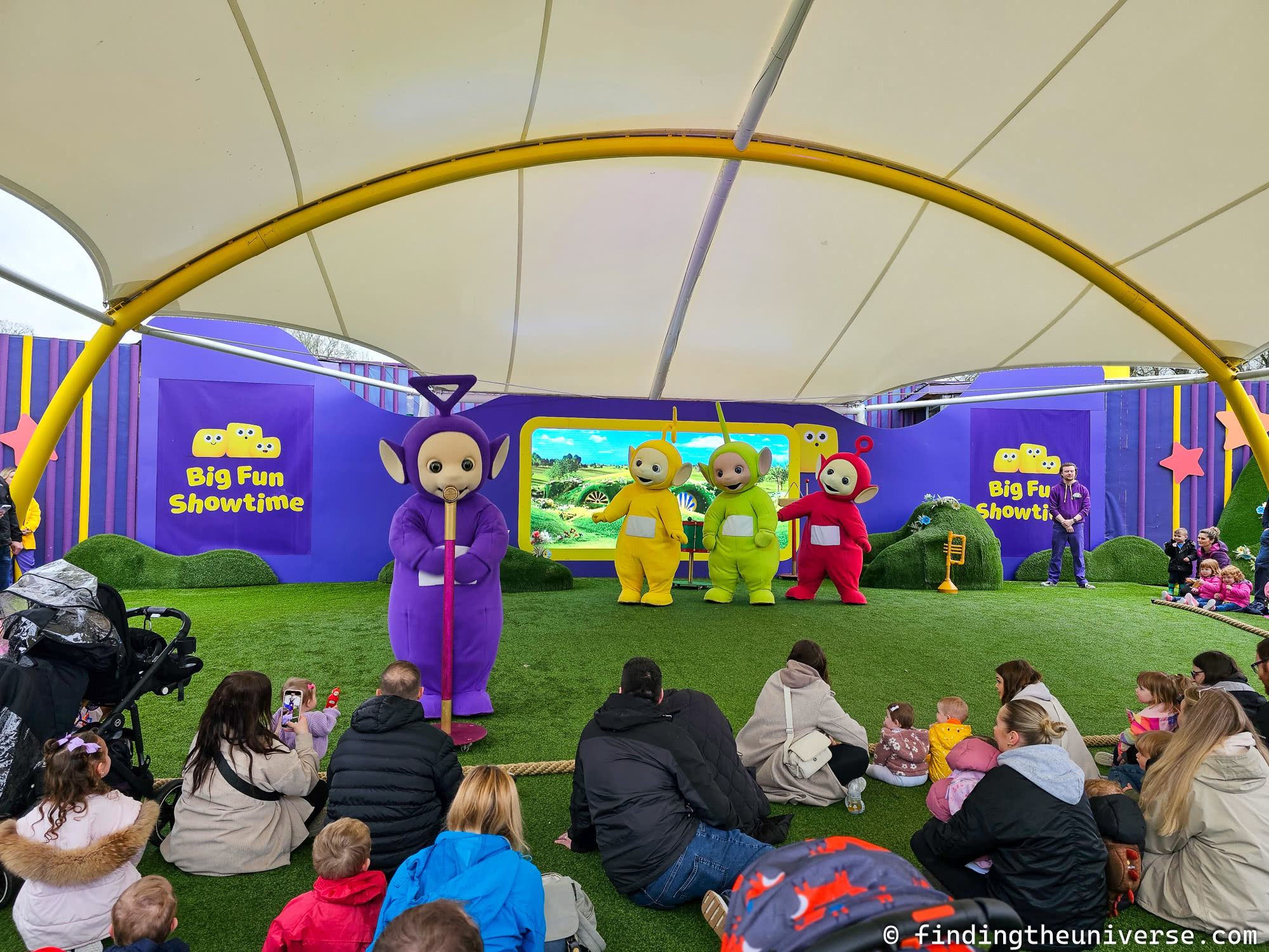 Teleubbies show Alton Towers by Laurence Norah-2